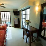 Hotel Isleno