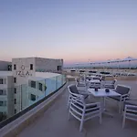 Izla Beach Front Hotel