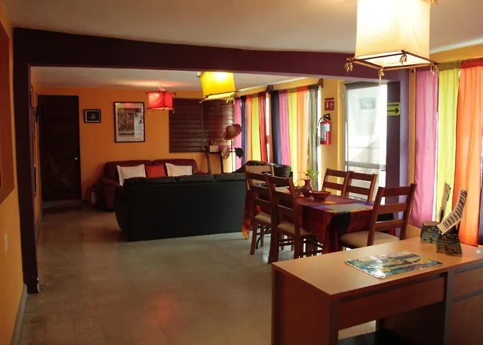 La Casa Naranja