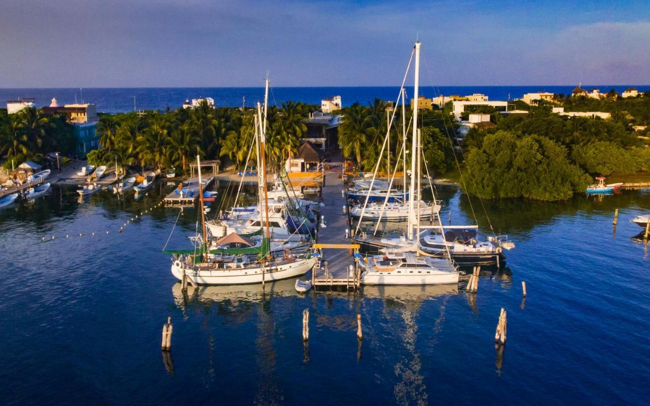 El Milagro Beach And Marina Hotel