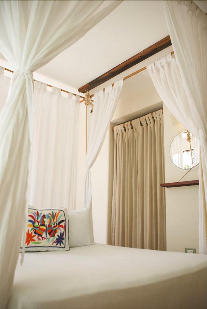 Casa Ixchel Aparthotel 2*