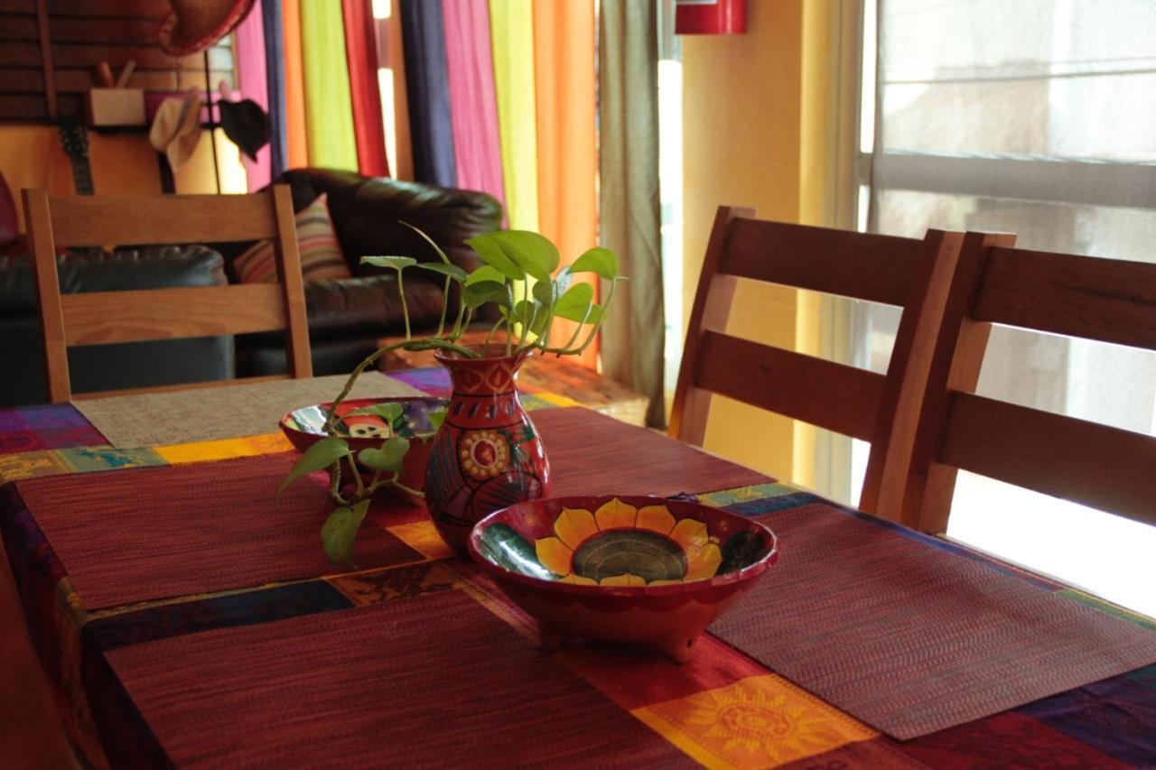 Guest house La Casa Naranja *