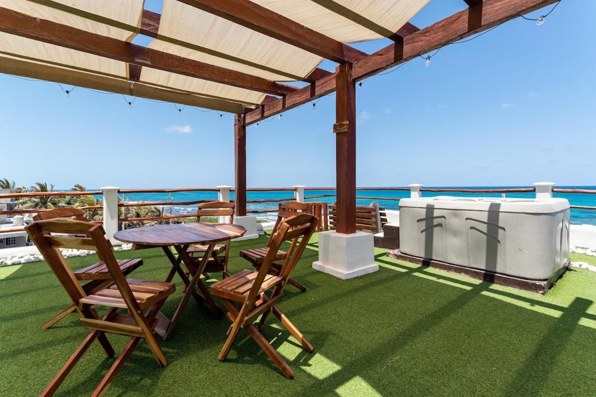 With Ocean View, Pool, Restaurant And Rooftop Holiday home Isla Mujeres