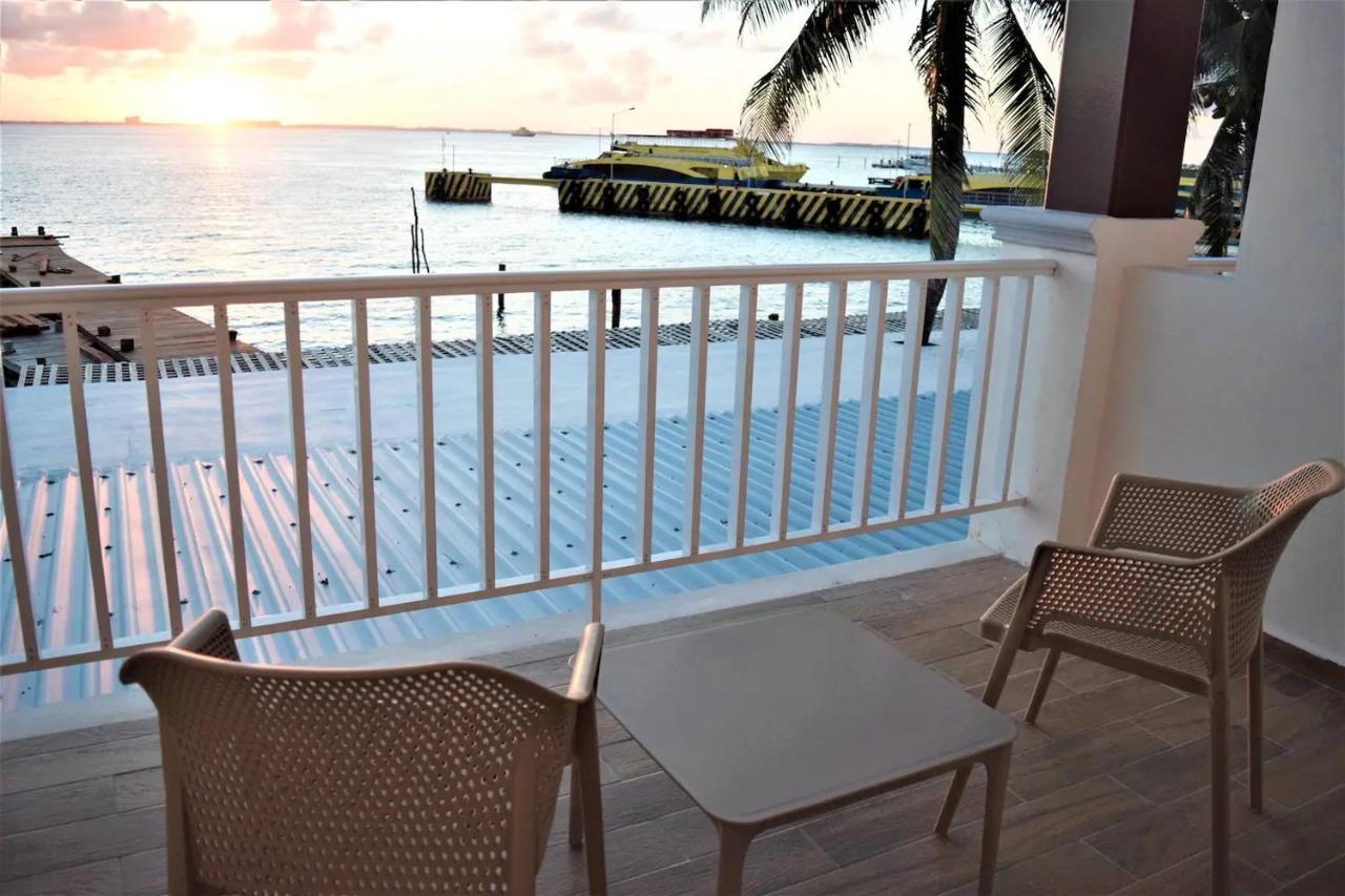 Hotel Bartolome Oceanfront 3*