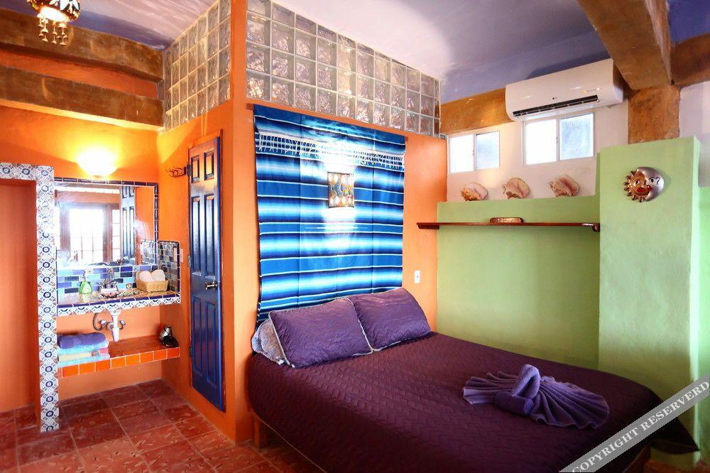 El Milagro Beach And Marina 4*