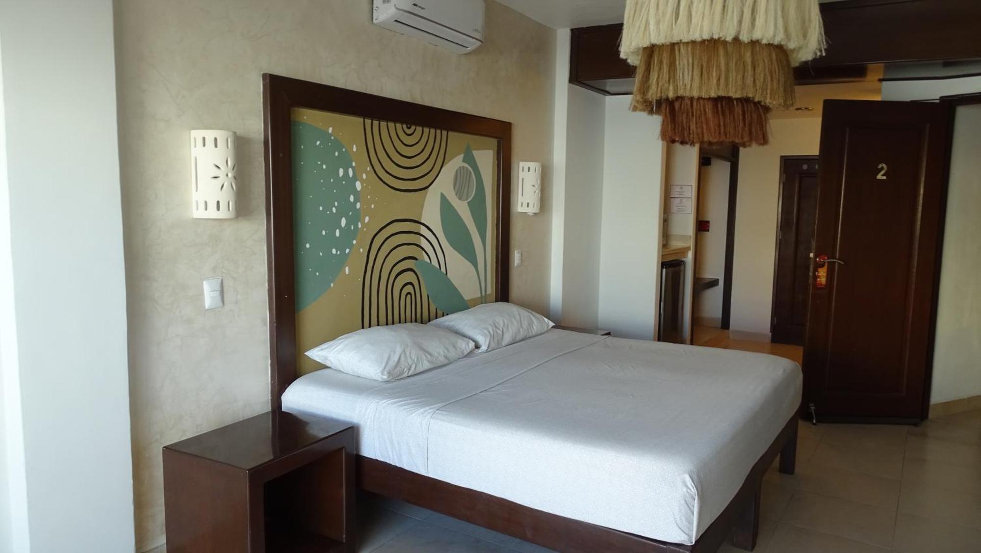 Kinich Hotel