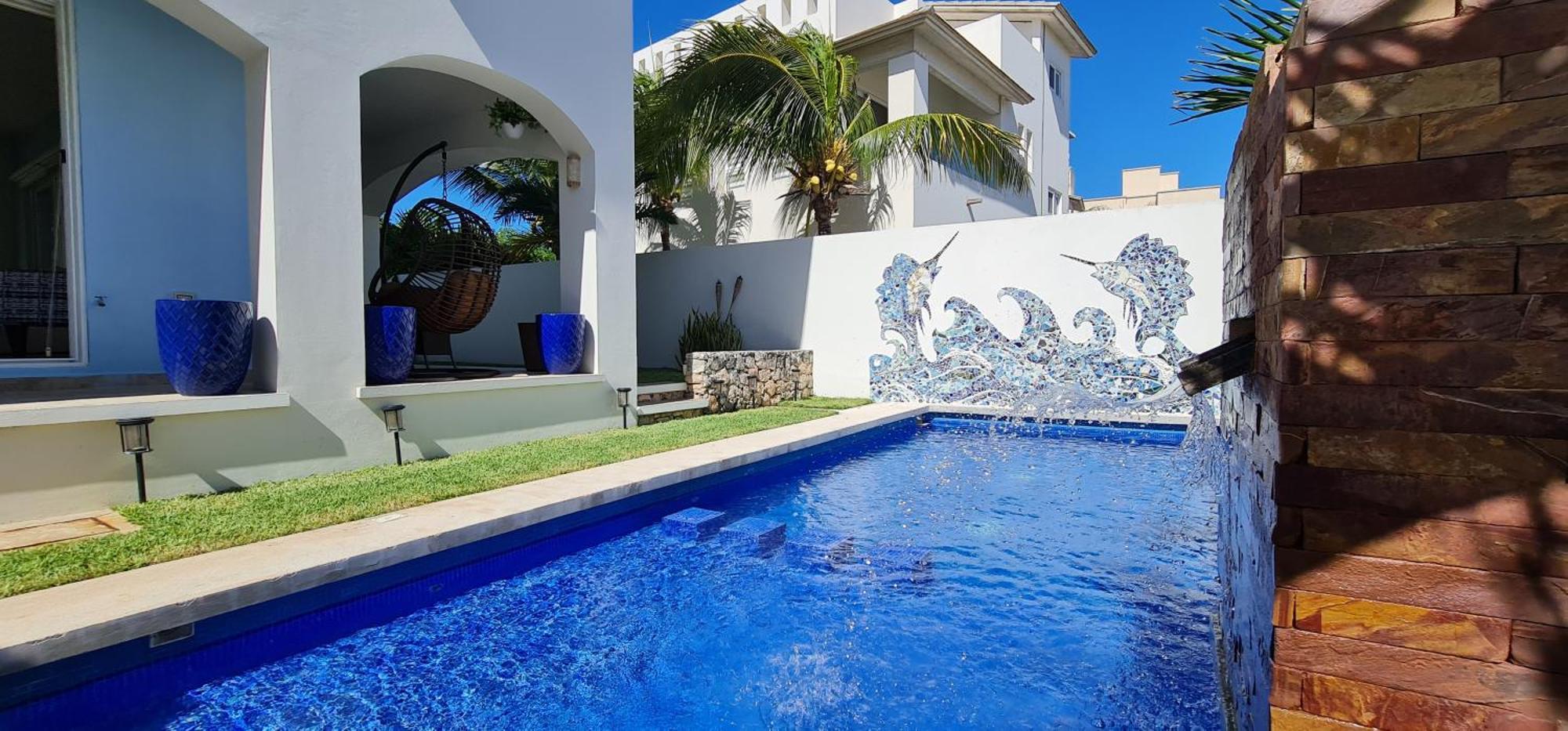 Casa Reyes Stunning Rooftop Oceanview Villa