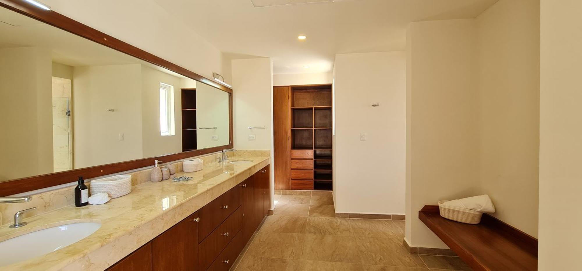 Villa Casa Reyes Stunning Rooftop Oceanview Isla Mujeres