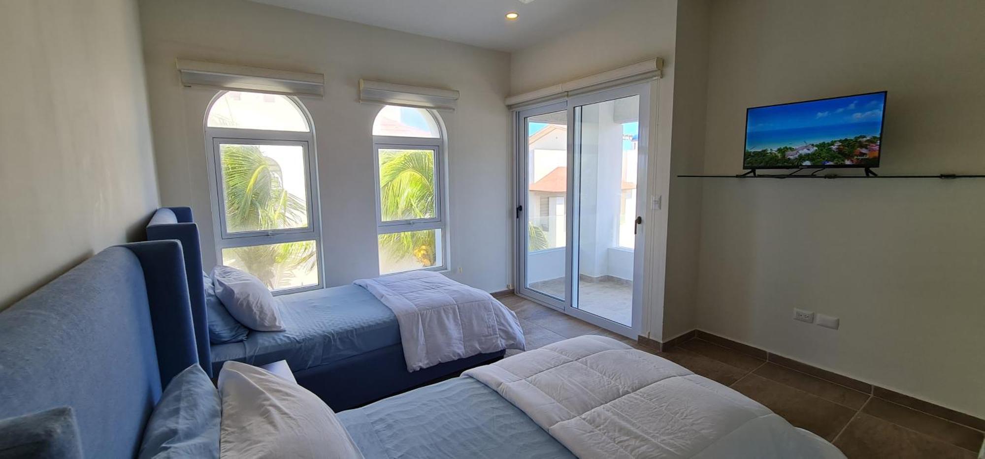 Villa Casa Reyes Stunning Rooftop Oceanview Isla Mujeres