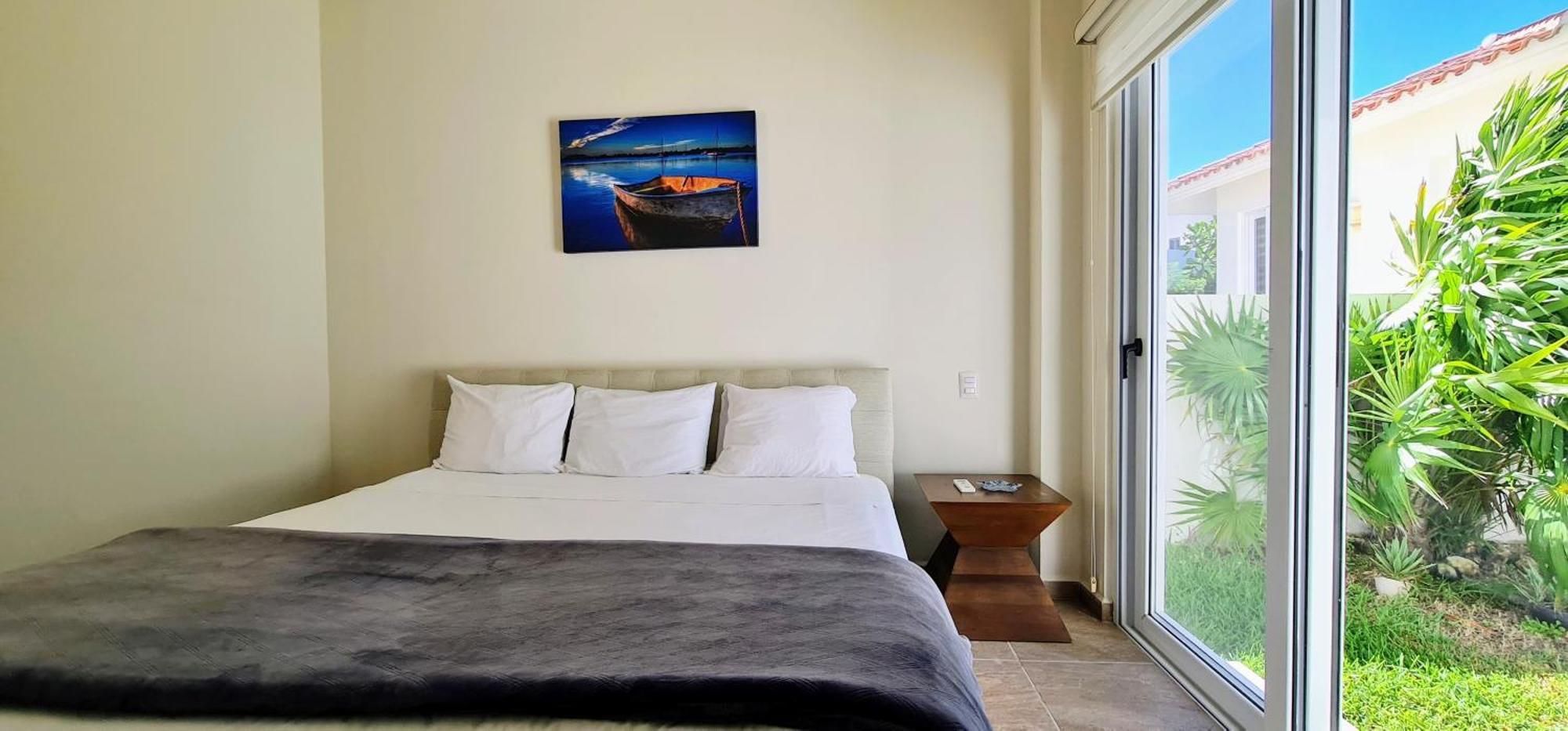 Villa Casa Reyes Stunning Rooftop Oceanview