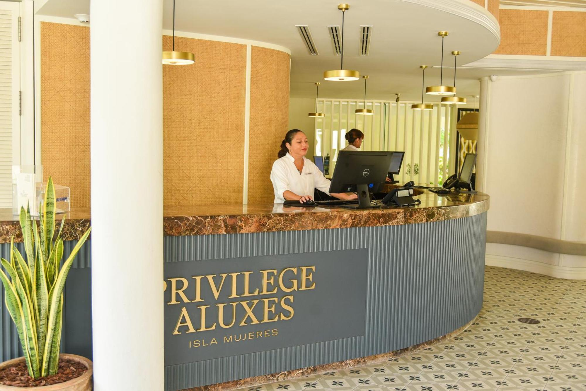 Resort Privilege Aluxes Adults Only
