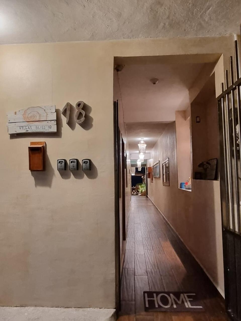 Aparthotel Bliss 18
