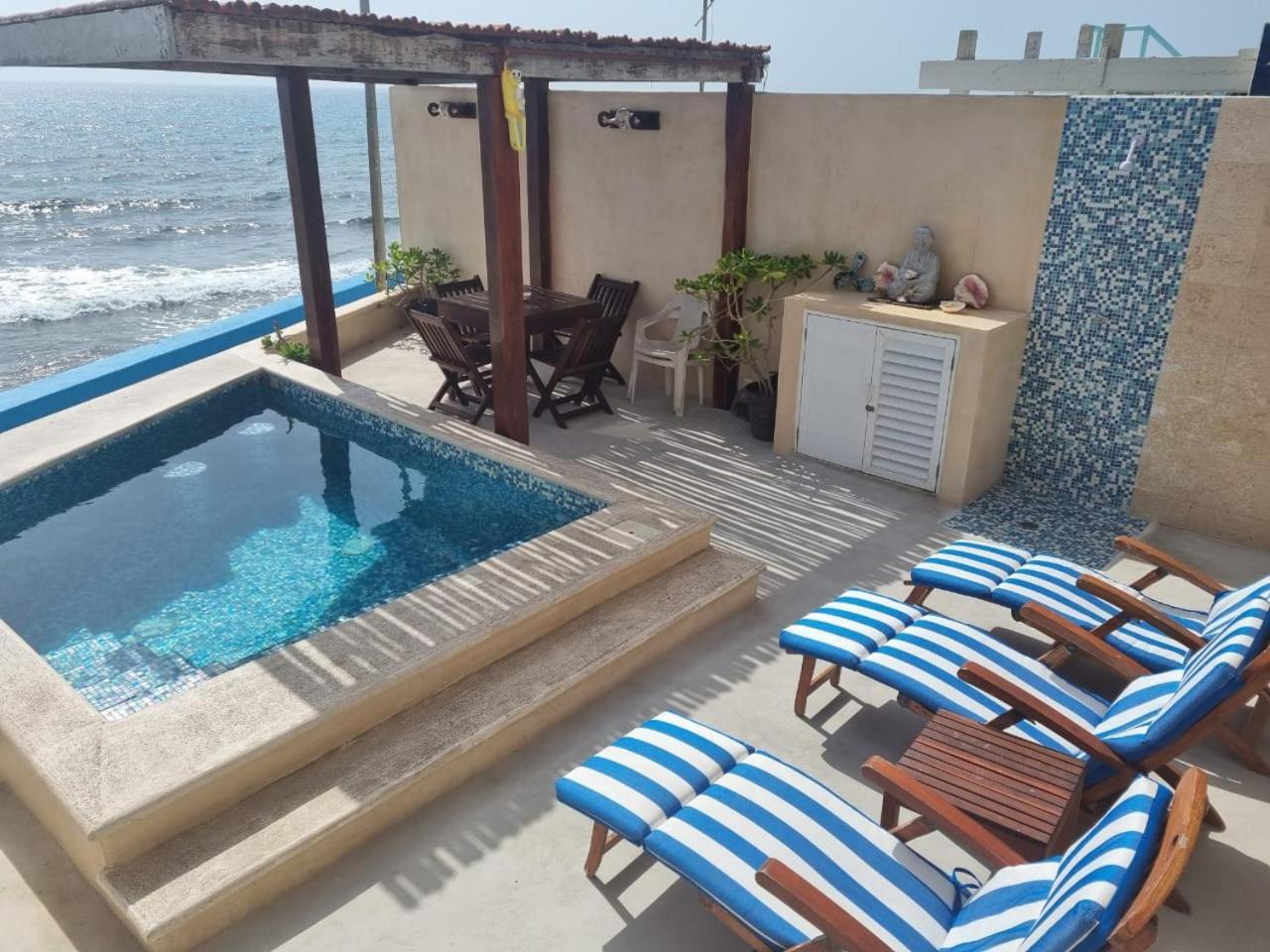 Bliss 18 Aparthotel 3*