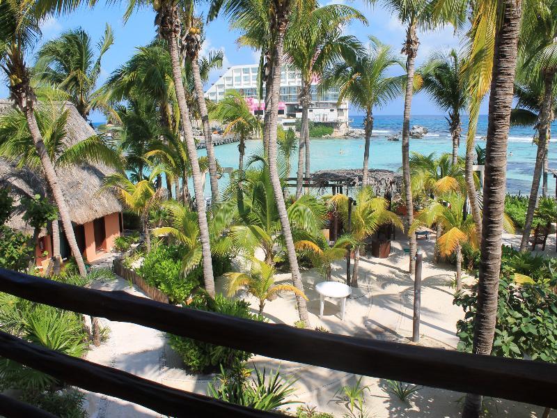 Kiin Hotel 3*