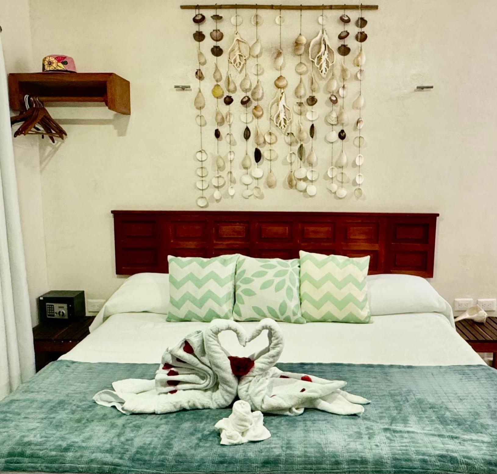 Bliss 18 Aparthotel