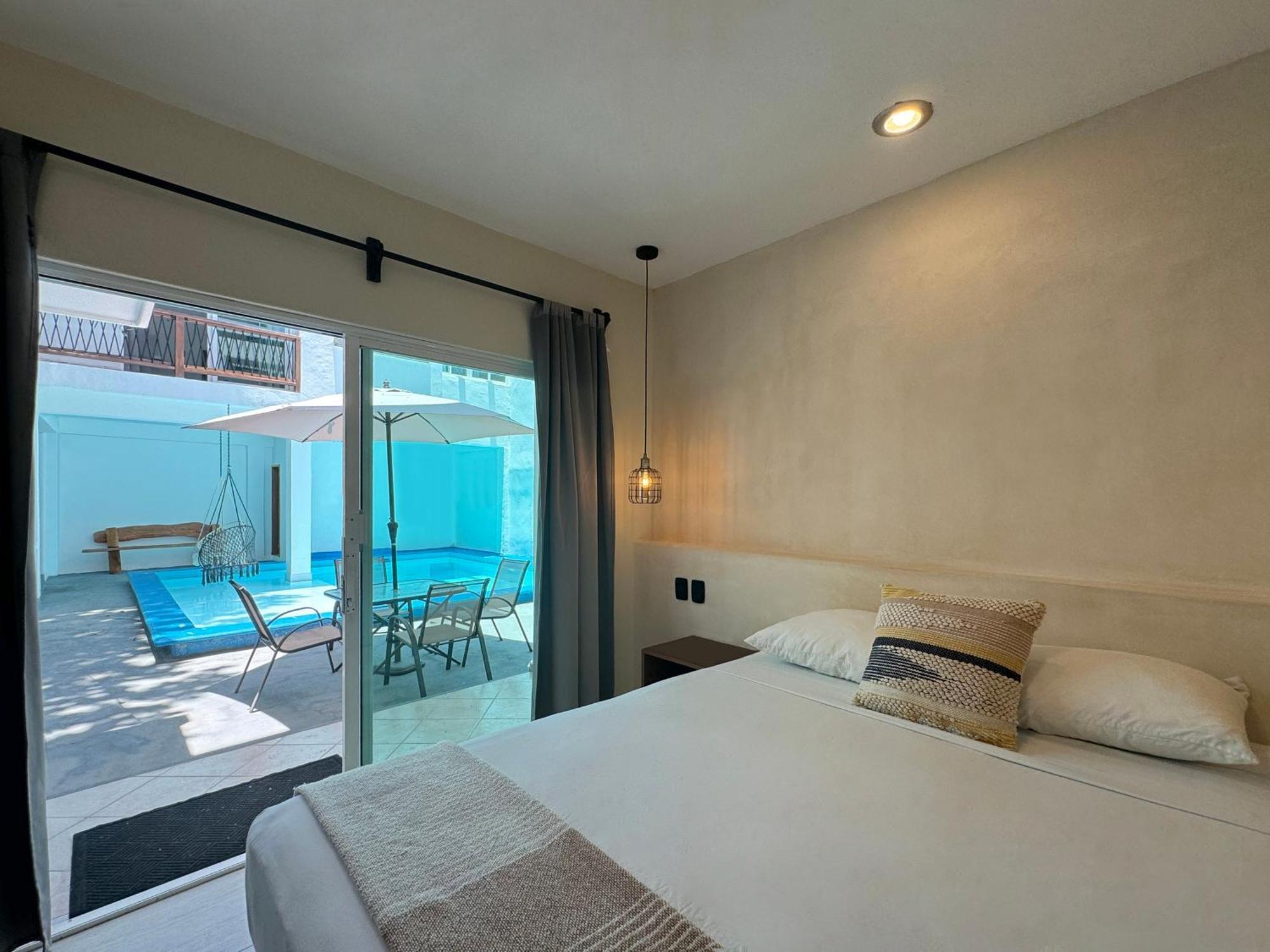 Caracol Hotel