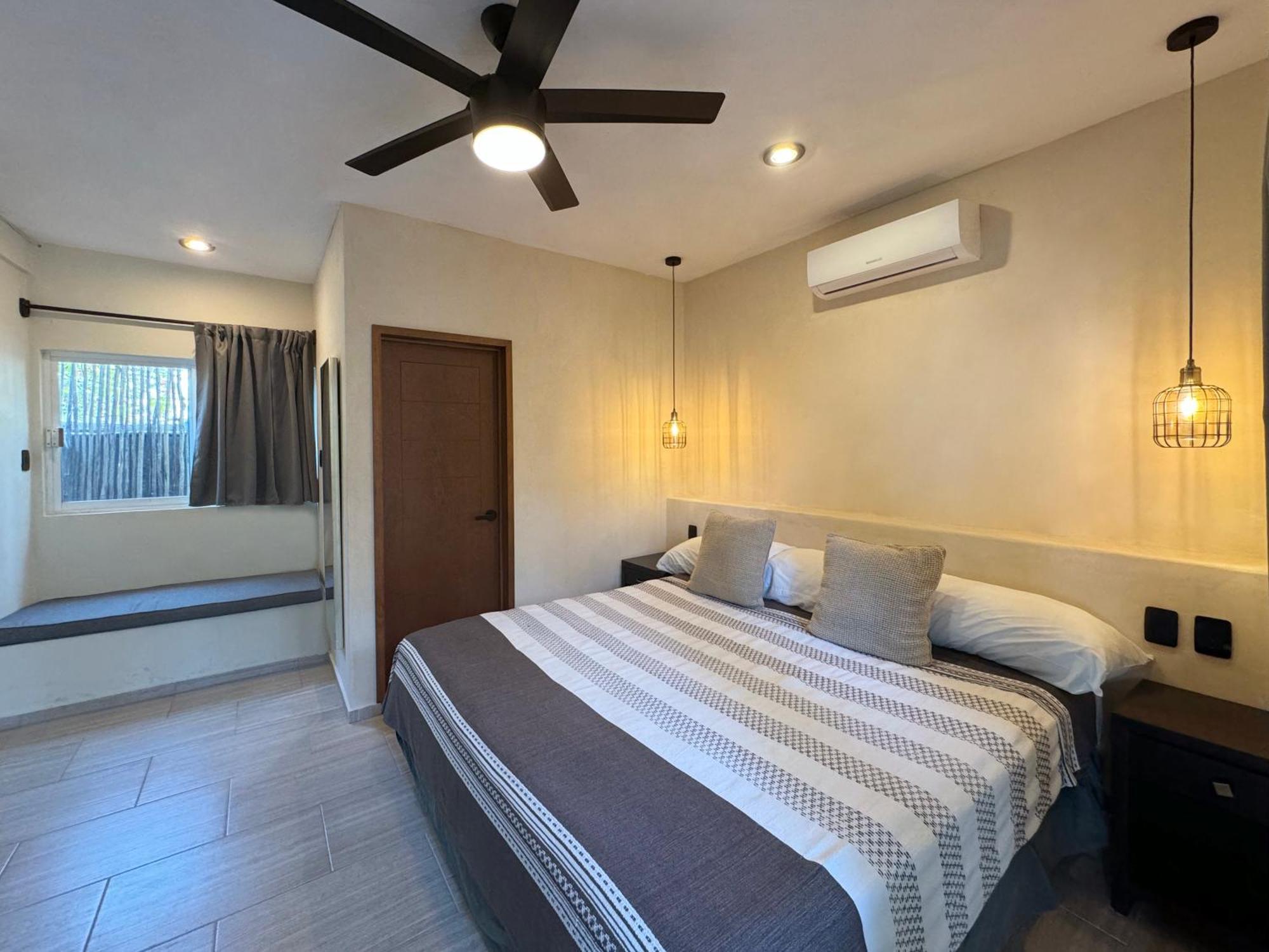 Caracol Hotel Isla Mujeres