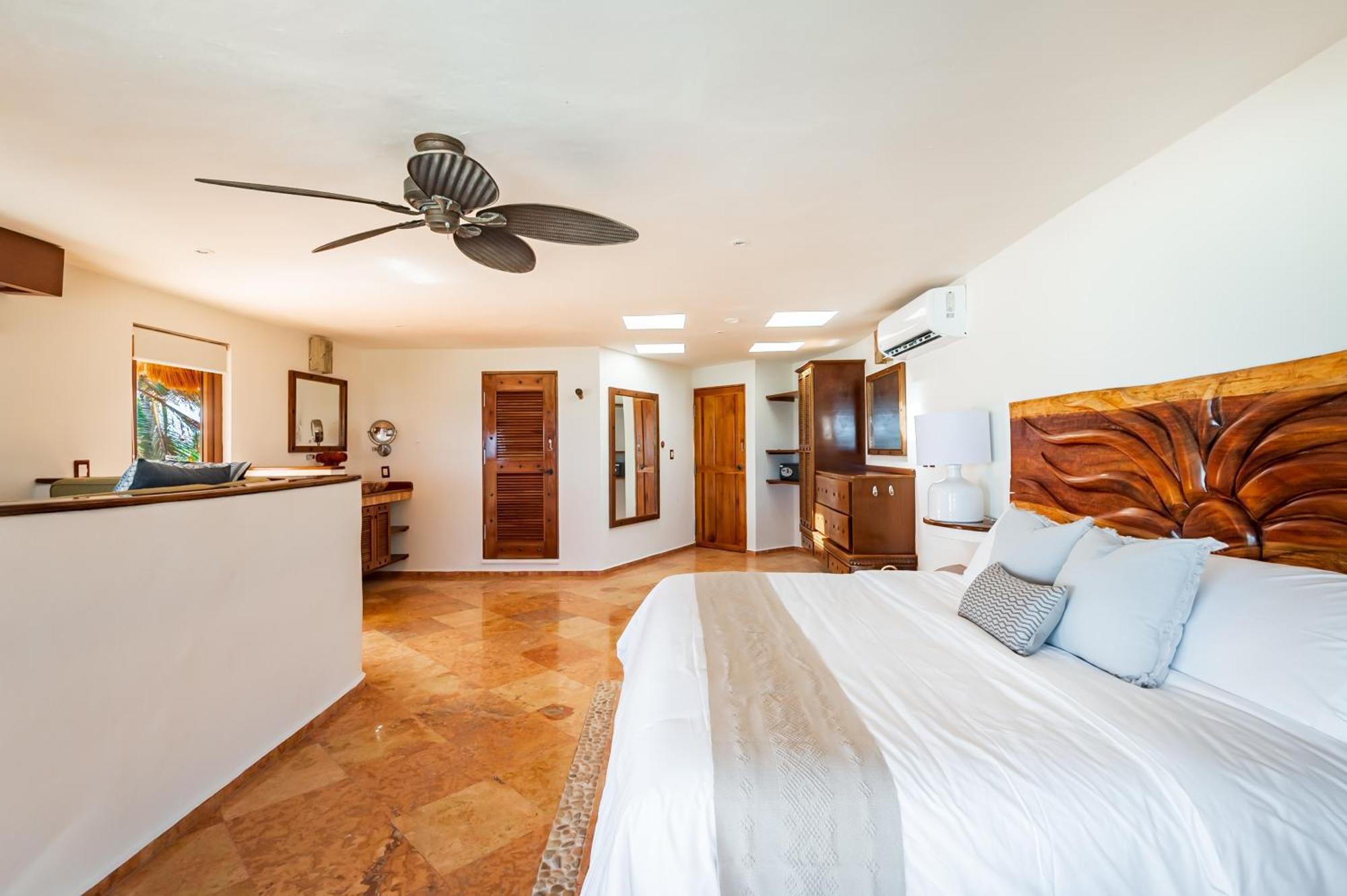 Bella Mar, Oceanfront Escape Guest house