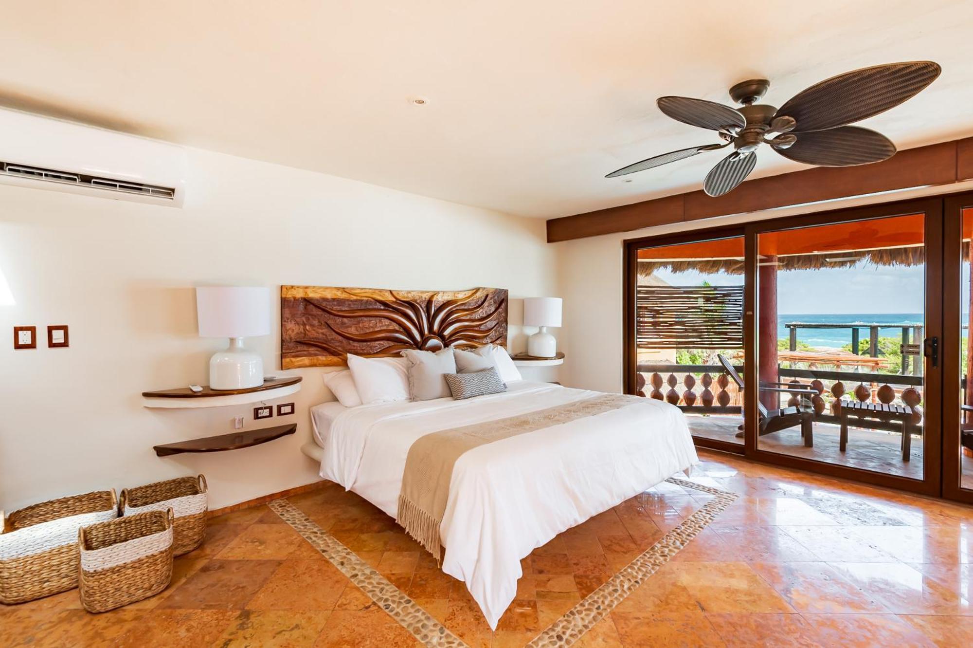 Bella Mar, Oceanfront Escape Guest house