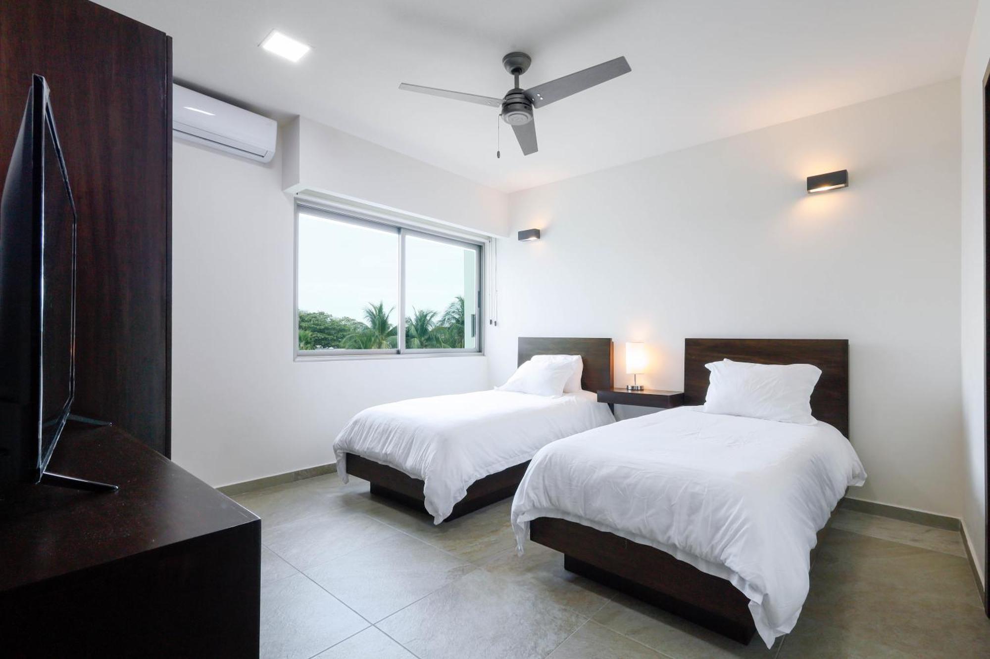 Aparthotel La Poza