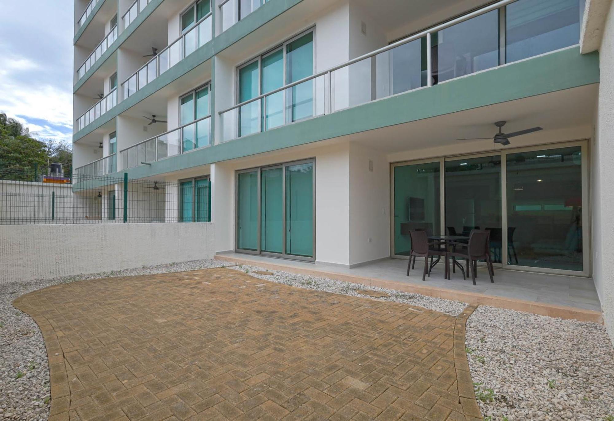 Aparthotel La Poza *