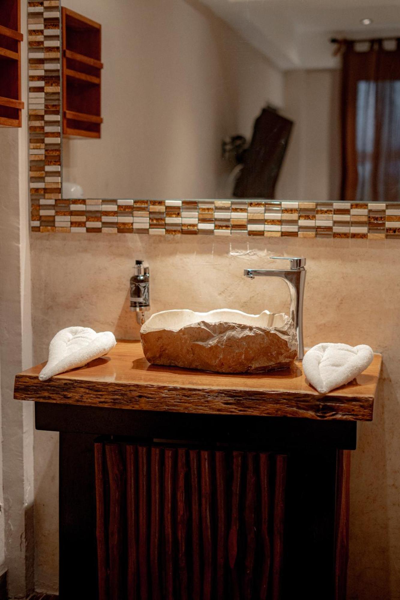 Bahia Tolok Aparthotel