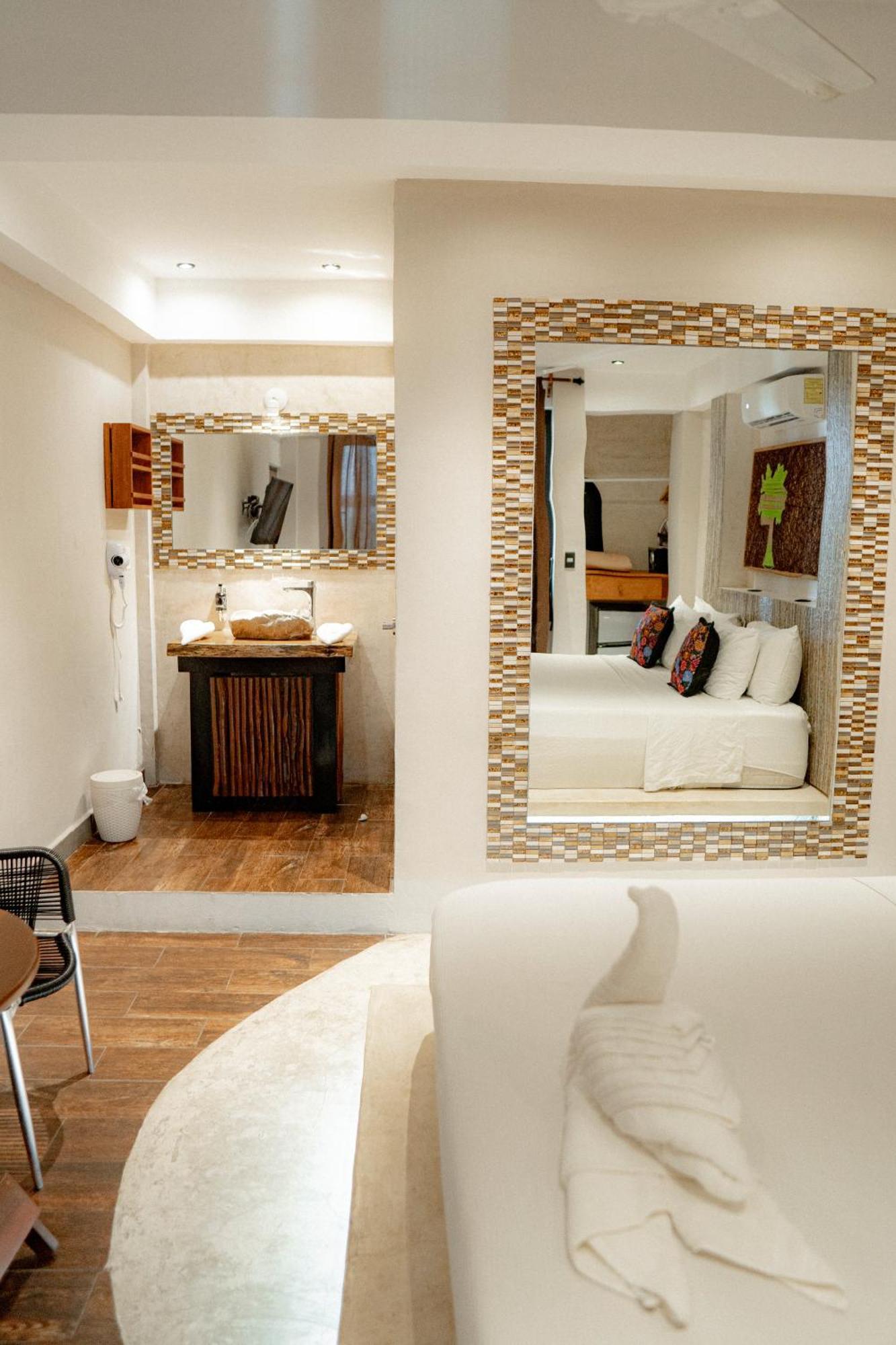Aparthotel Bahia Tolok