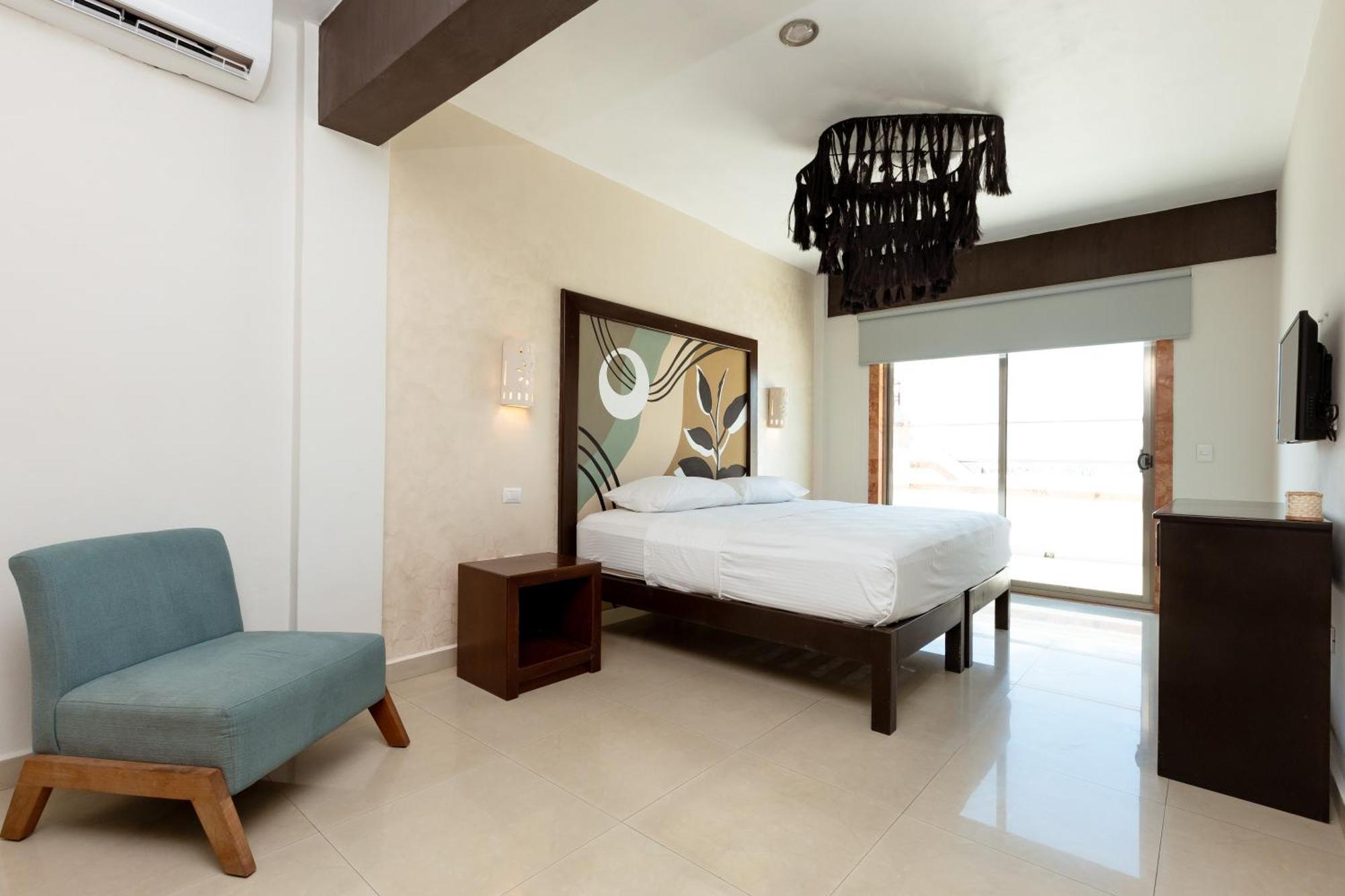Kinich Hotel 4*