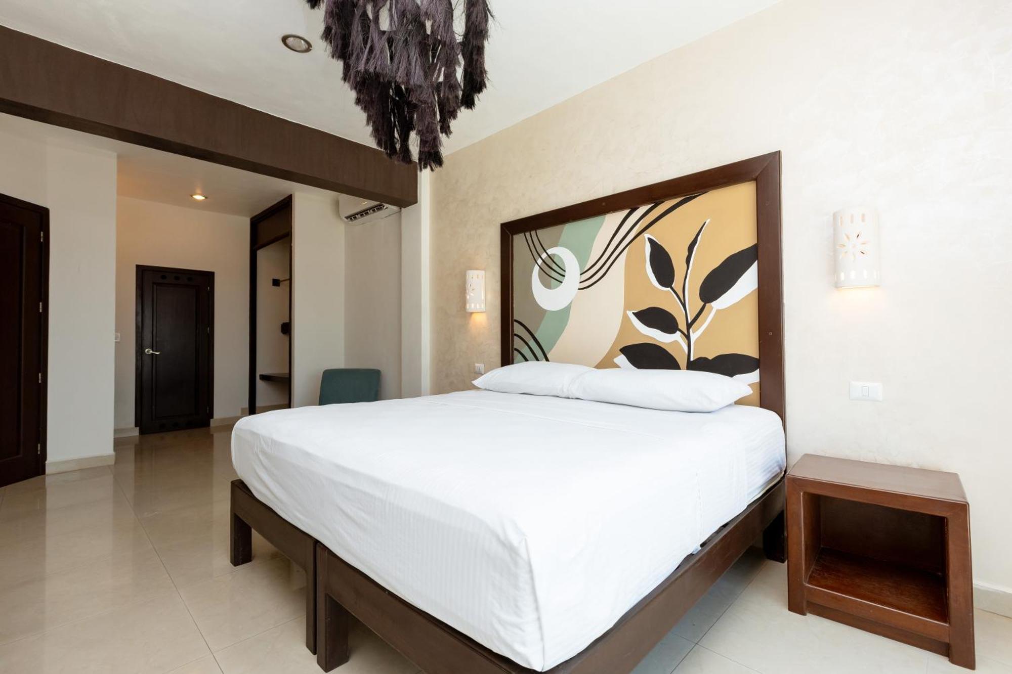Kinich Hotel