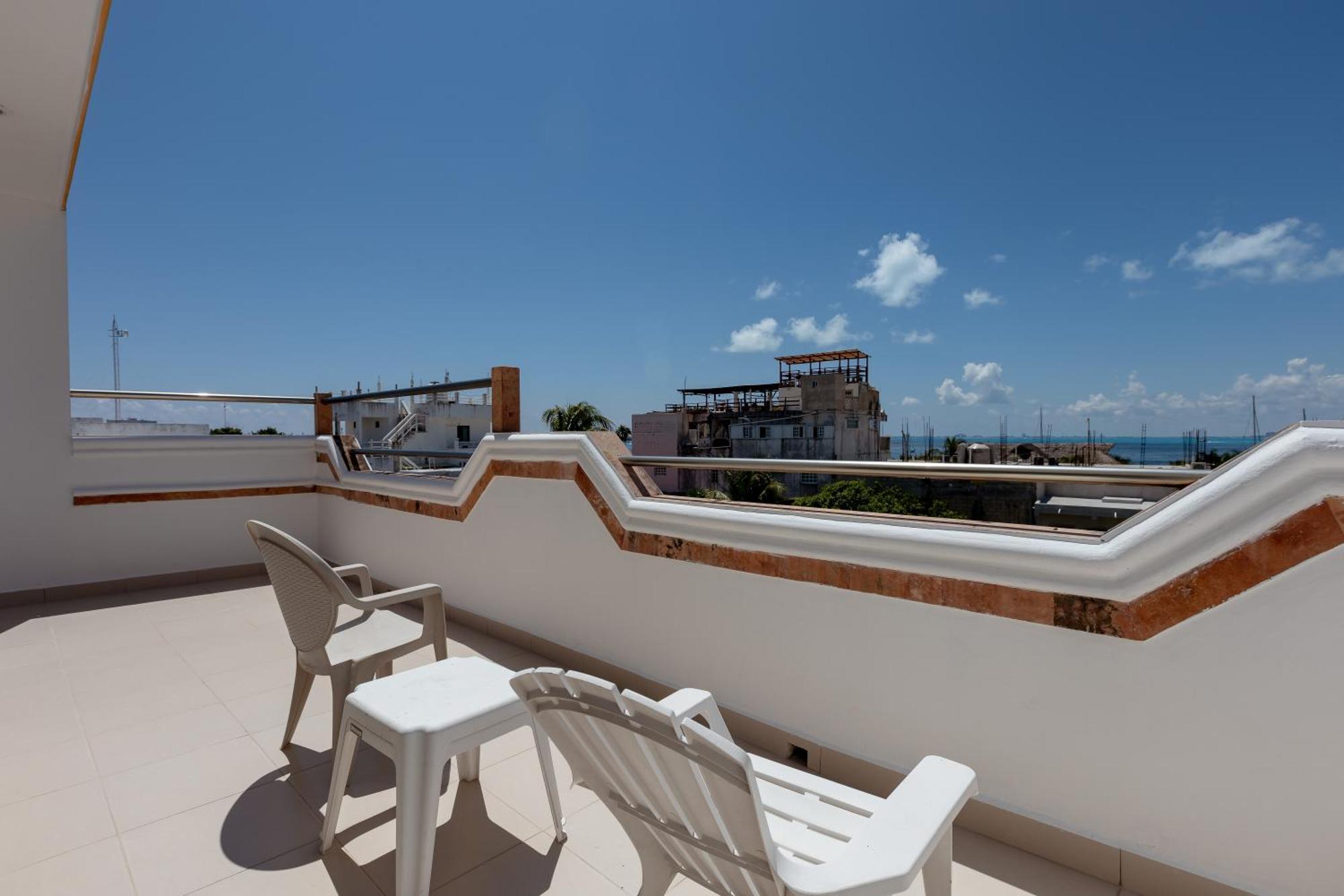 Kinich Hotel 4*