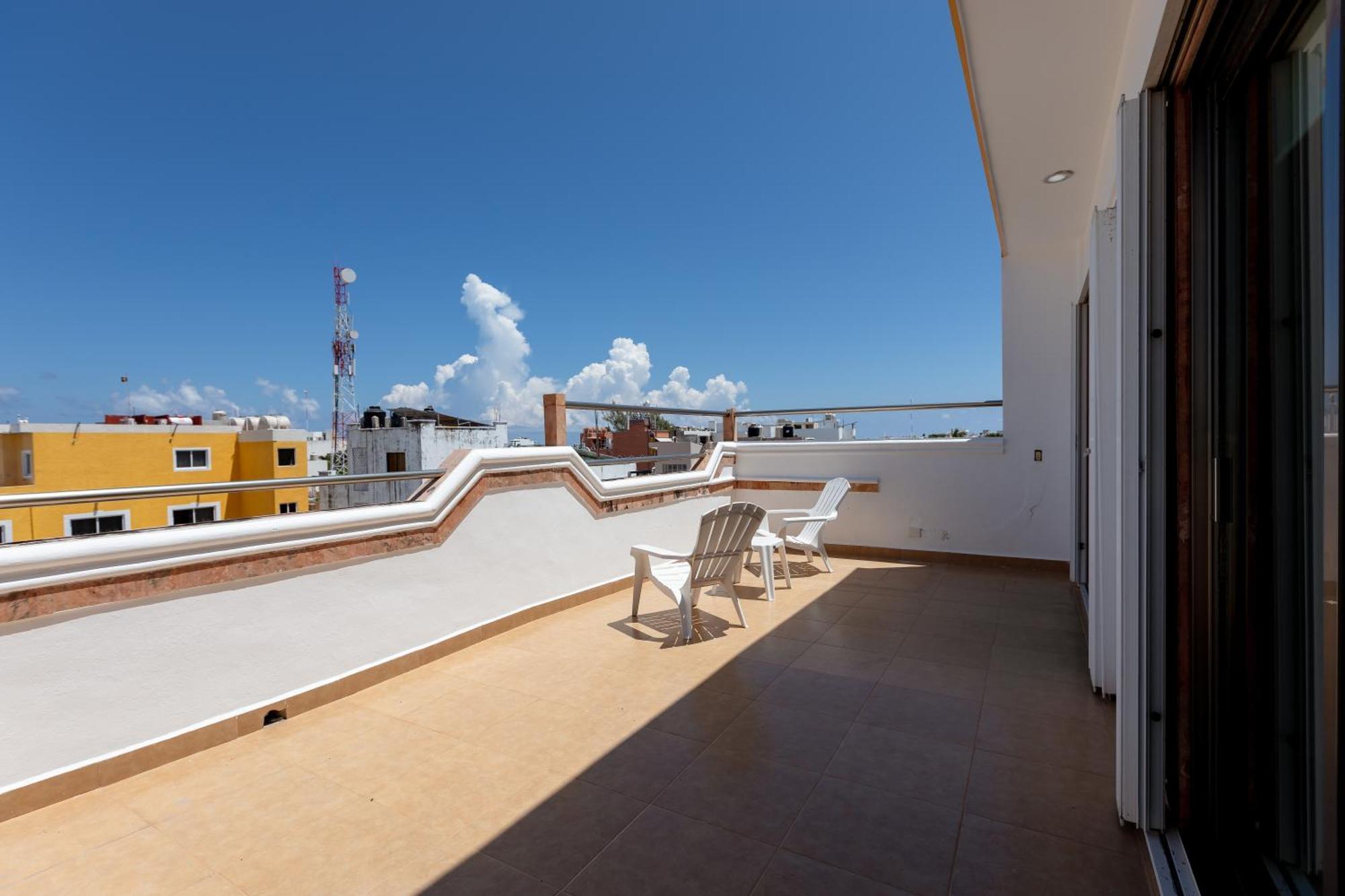 Kinich Hotel