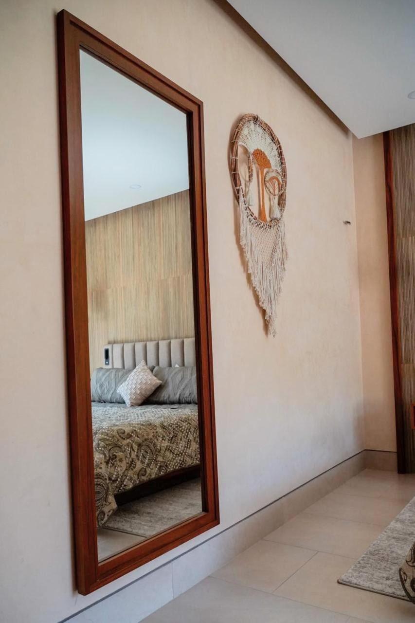 Eclipse By Andiani Travel Apartment *