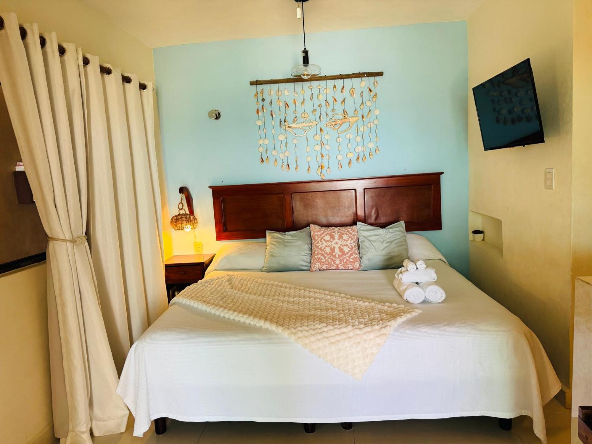 Aparthotel Bliss 18