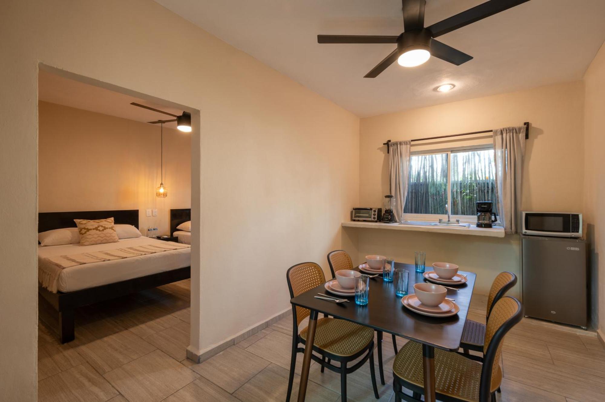 Caracol Hotel