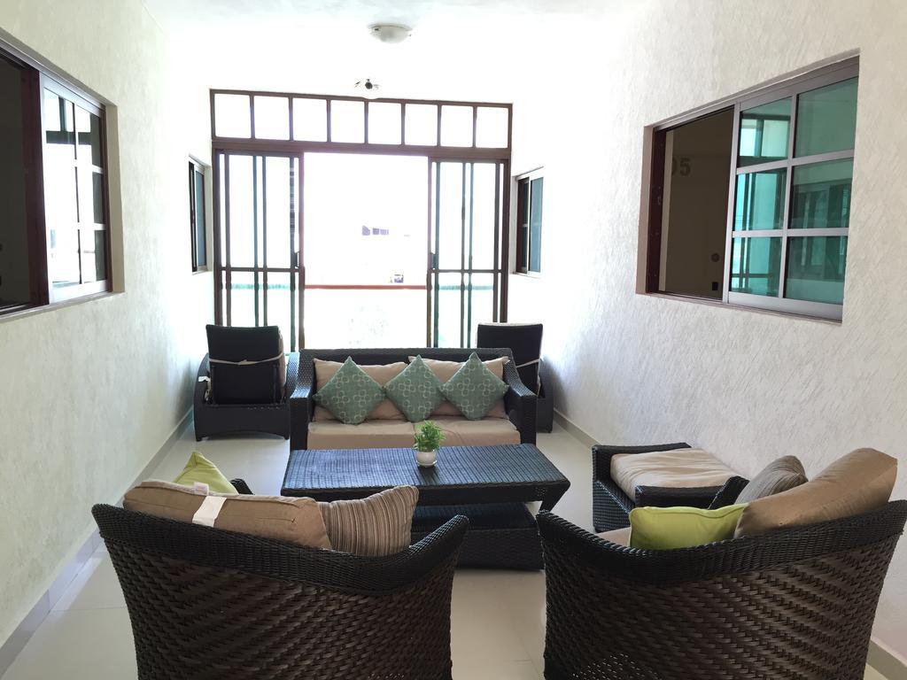 Hotel Isleno 3*