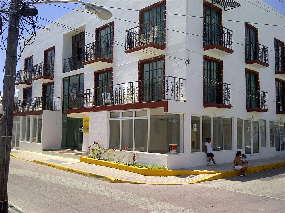 Isleno Hotel 3*