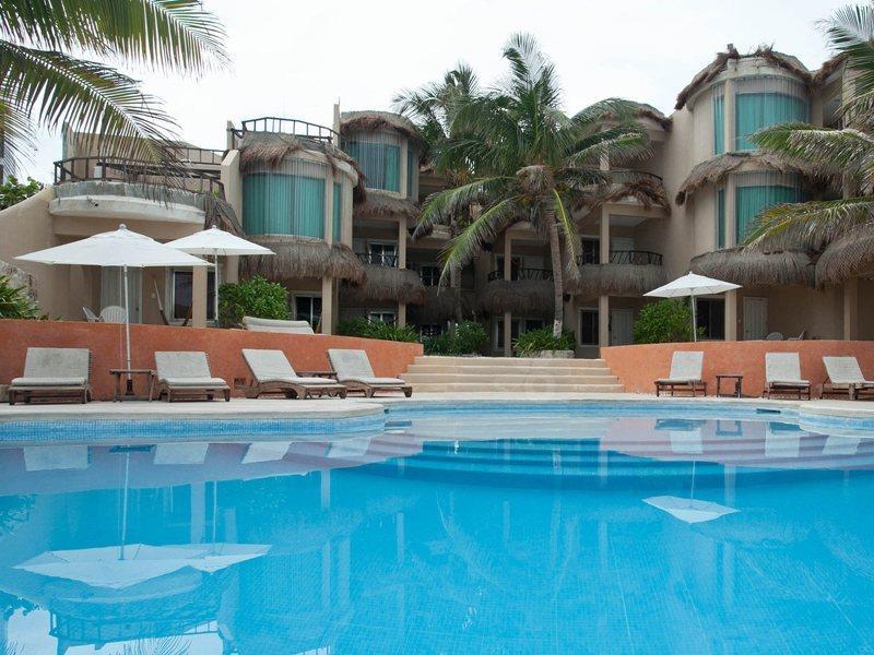 Playa La Media Luna 4*