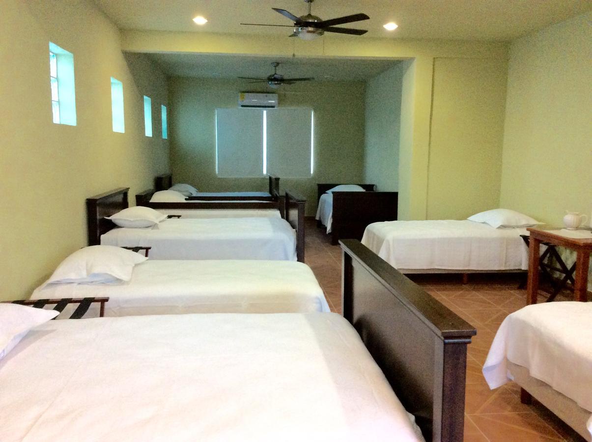 Hostel Casa Paloma Blanca *