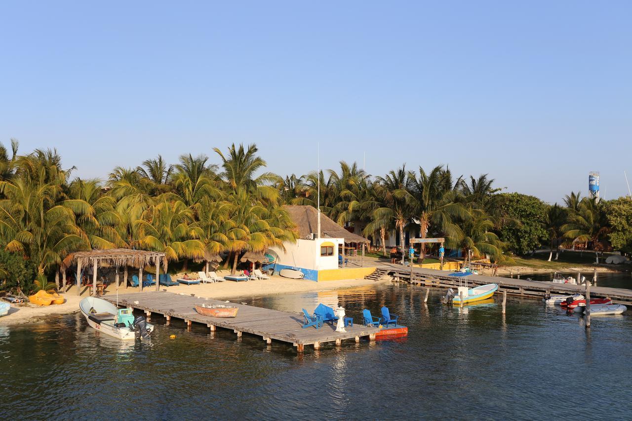 Hotel El Milagro Beach And Marina 4*