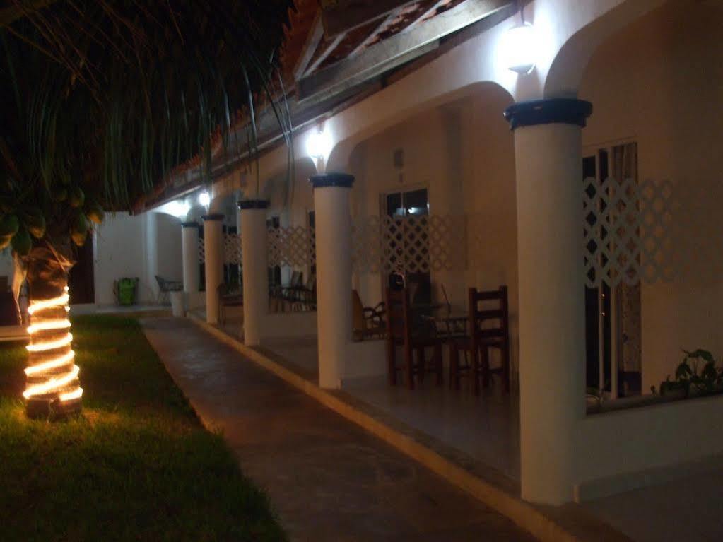 Plaza Almendros 3*