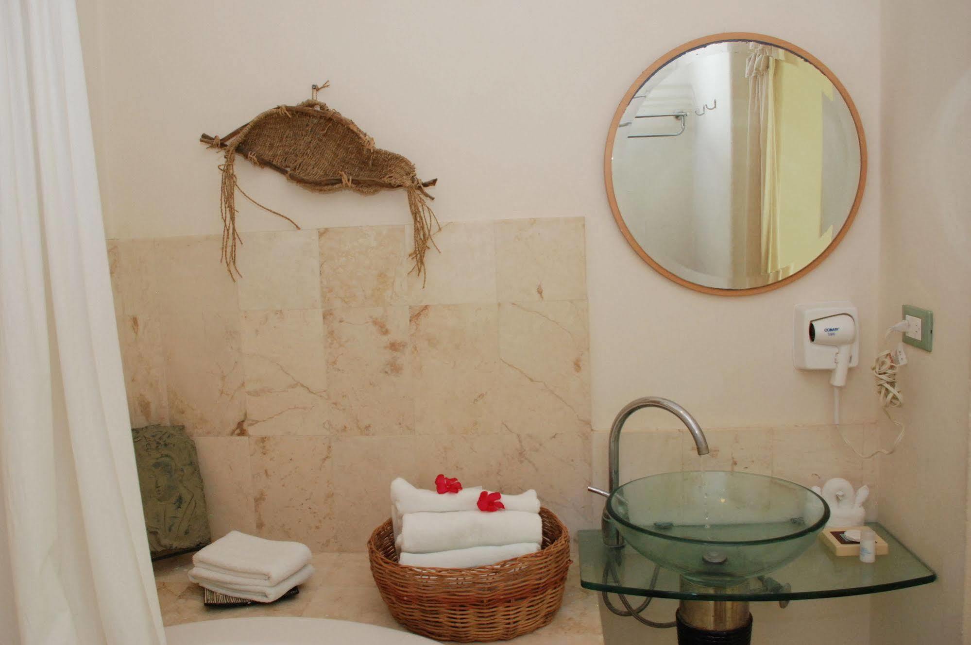 Aparthotel Casa Ixchel 2*