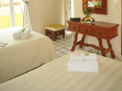Hotel Bucaneros 3*