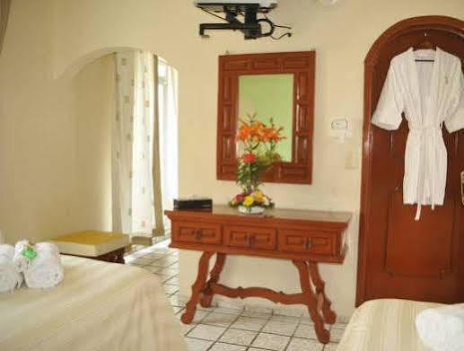 Hotel Bucaneros Isla Mujeres