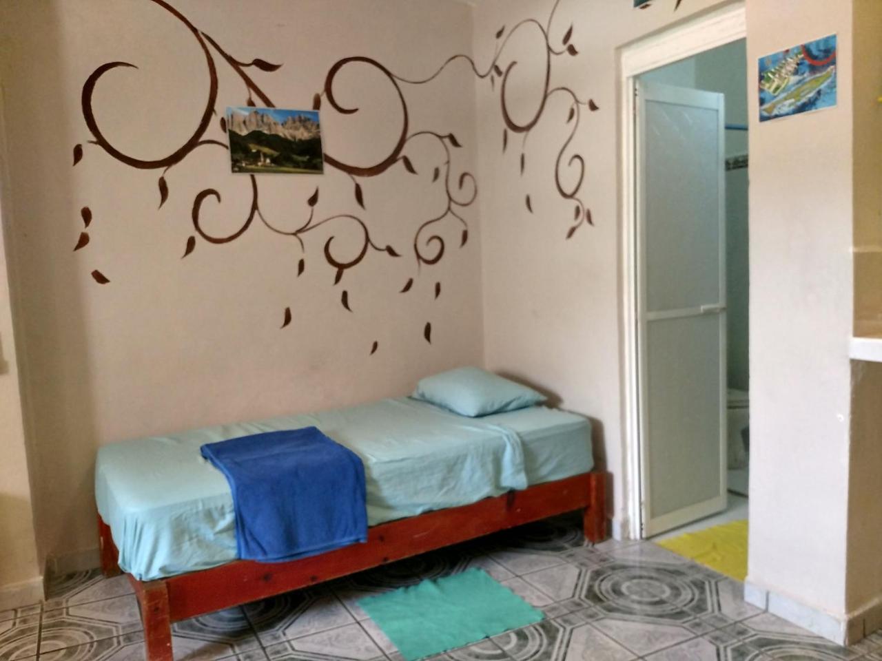 El Malecon, Mini Apartment