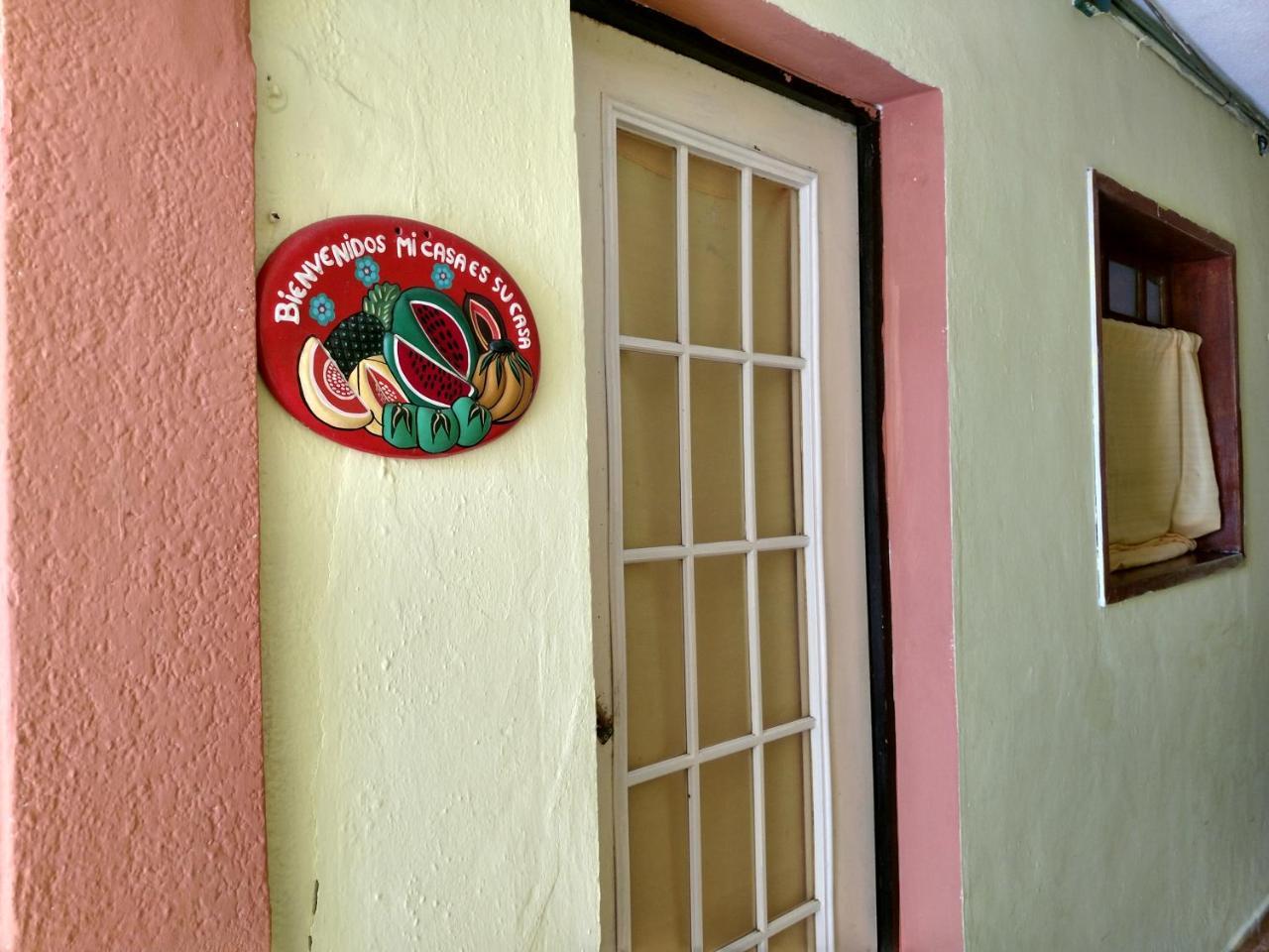 El Malecon, Mini