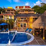 Hotel La Joya Isla Mujeres