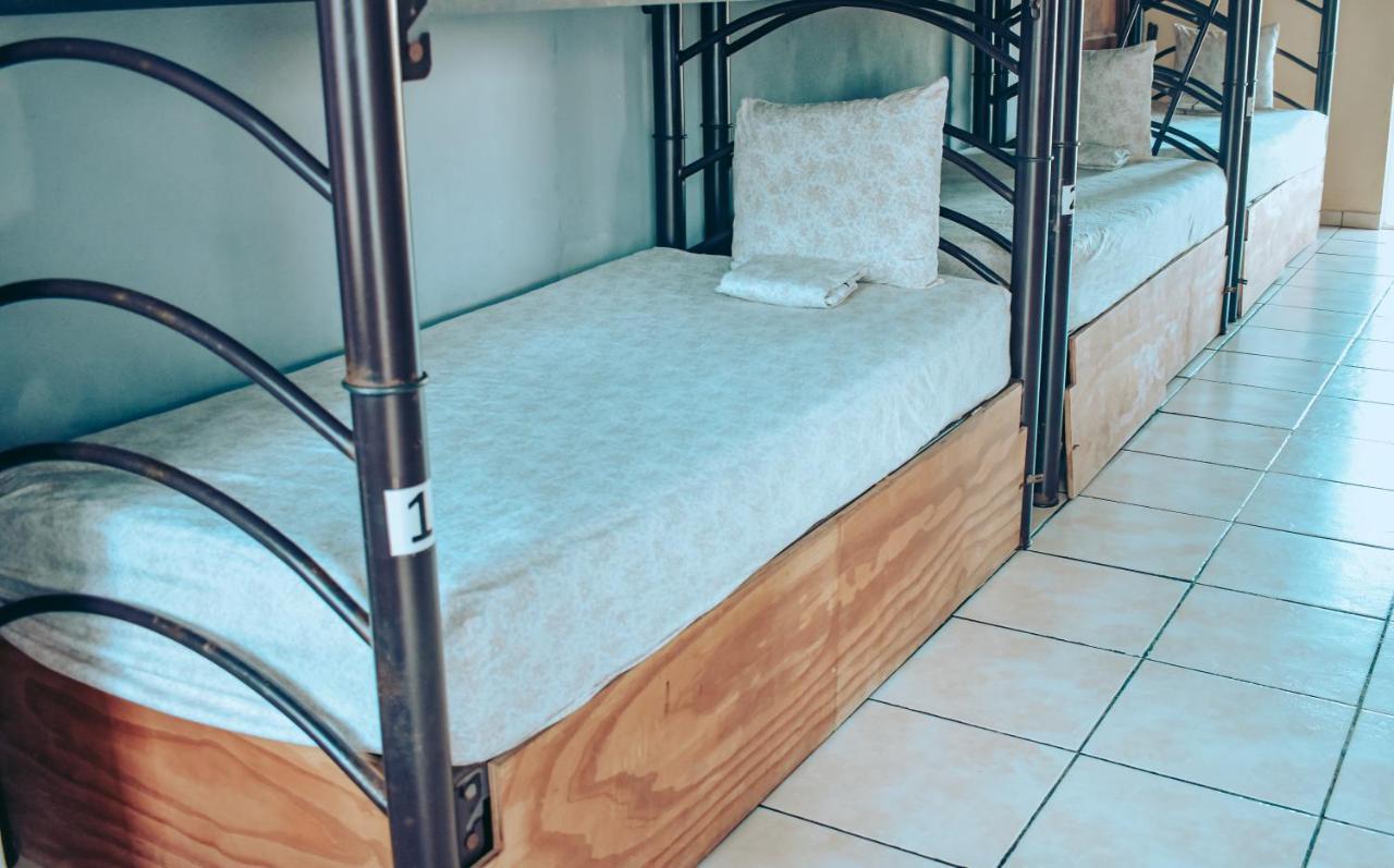 Les Trois Singes - Friendly Hostel