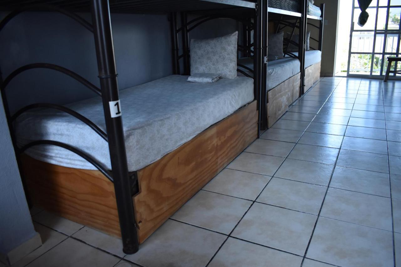 Les Trois Singes - Friendly Hostel