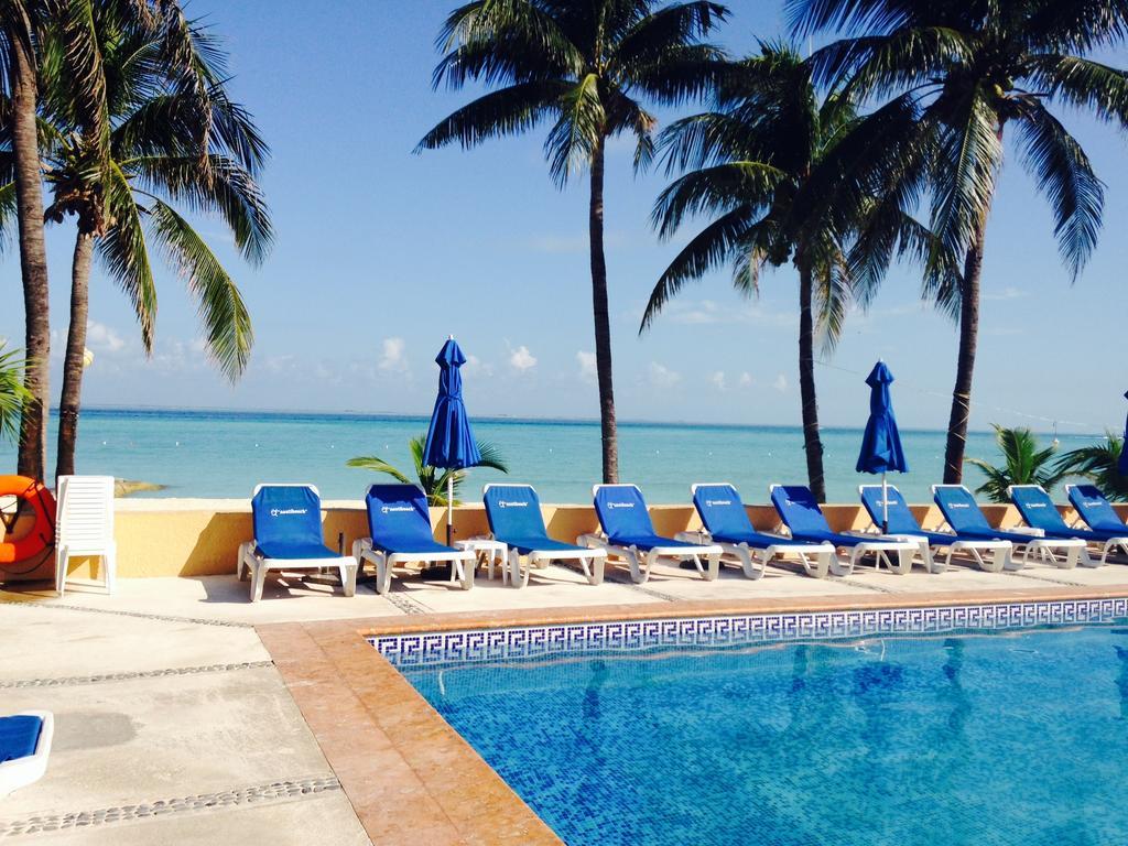 Nautibeach Front In North Apartahotel
