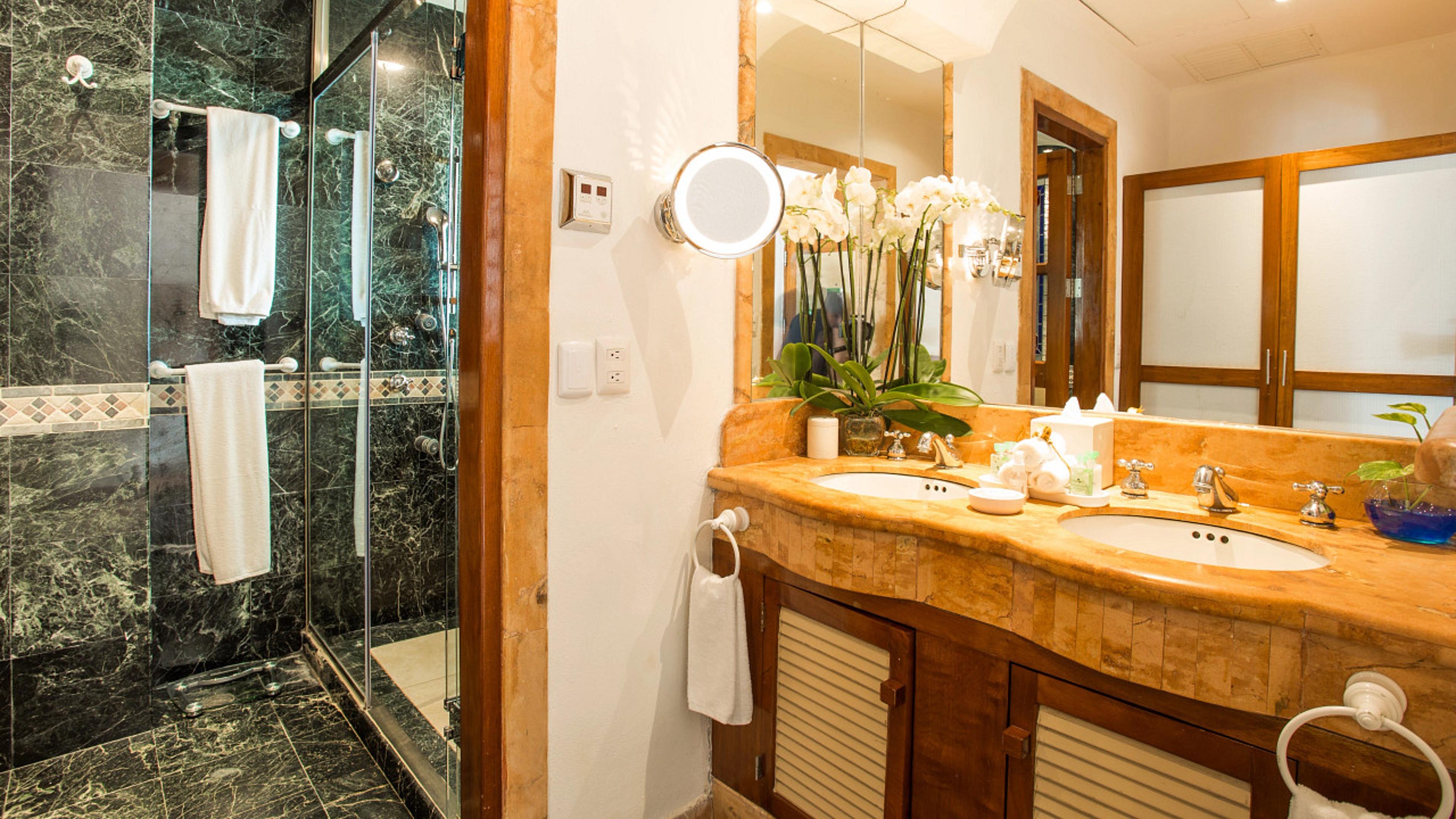 Zoetry Rolandi Cancun -